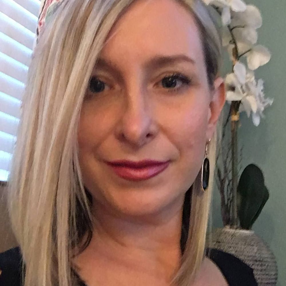 Meet your Posher, Carly